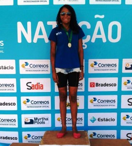Thiana Tiller campeã no Centro-Oeste de Natação (2)