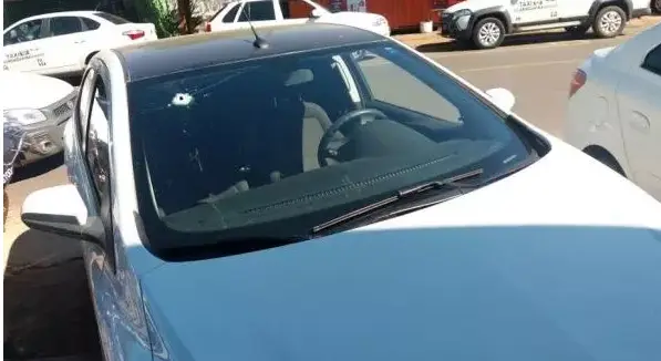 Jovem atingido por tiro na cabeça em perseguição a menores assaltantes morre no HRA