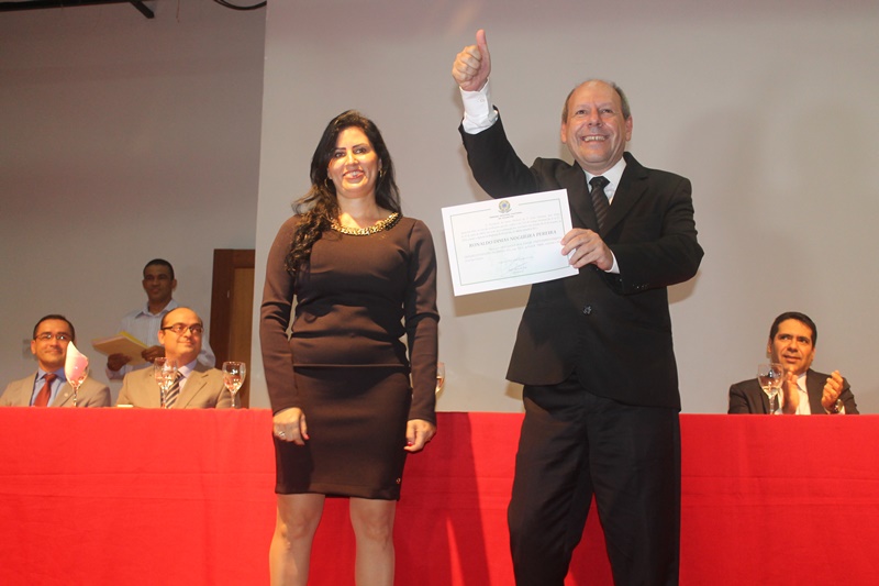 Dimas é diplomado prefeito de Araguaína em sessão solene do TRE