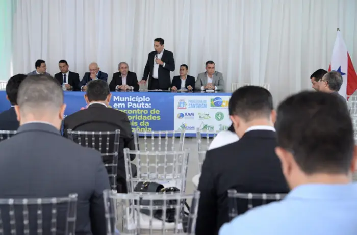 Jairo Mariano abre Encontro realizado em Santarém