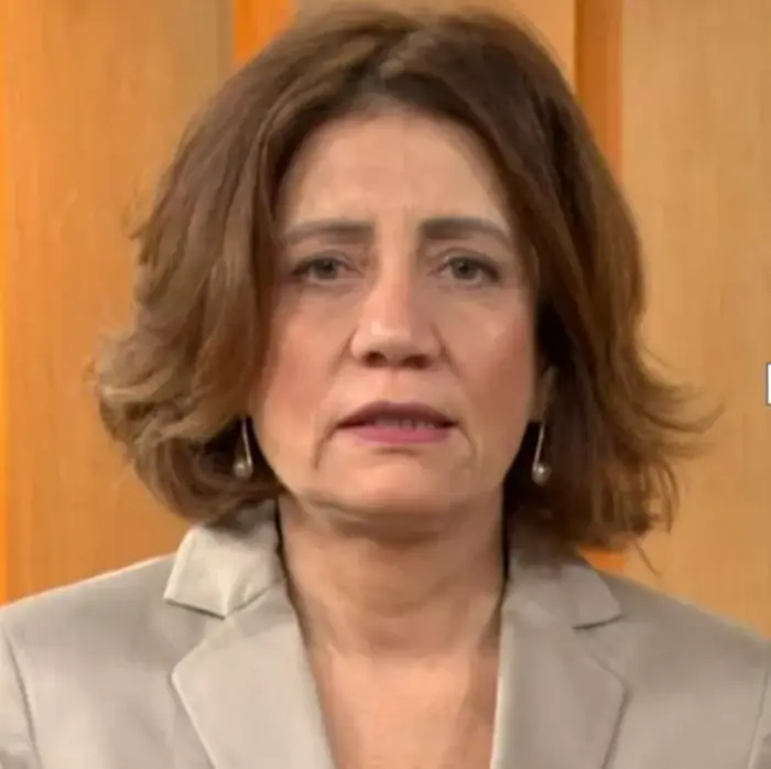Míriam Leitão diz que Bolsonaro é repulsivo e indica impeachment