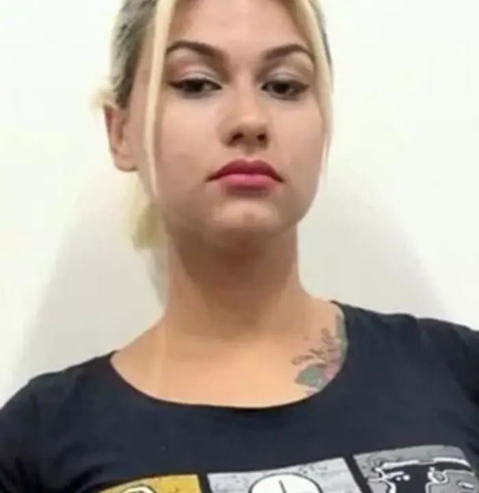 Ativista do movimento 300 do Brasil, Sara Winter, é presa pela PF em Brasília