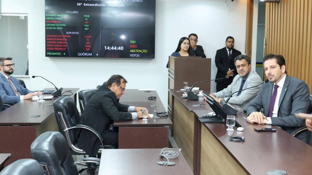 Revisão geral anual de 2012 para servidores do MPTO avança: Projeto aprovado em comissões e vai ao Plenário