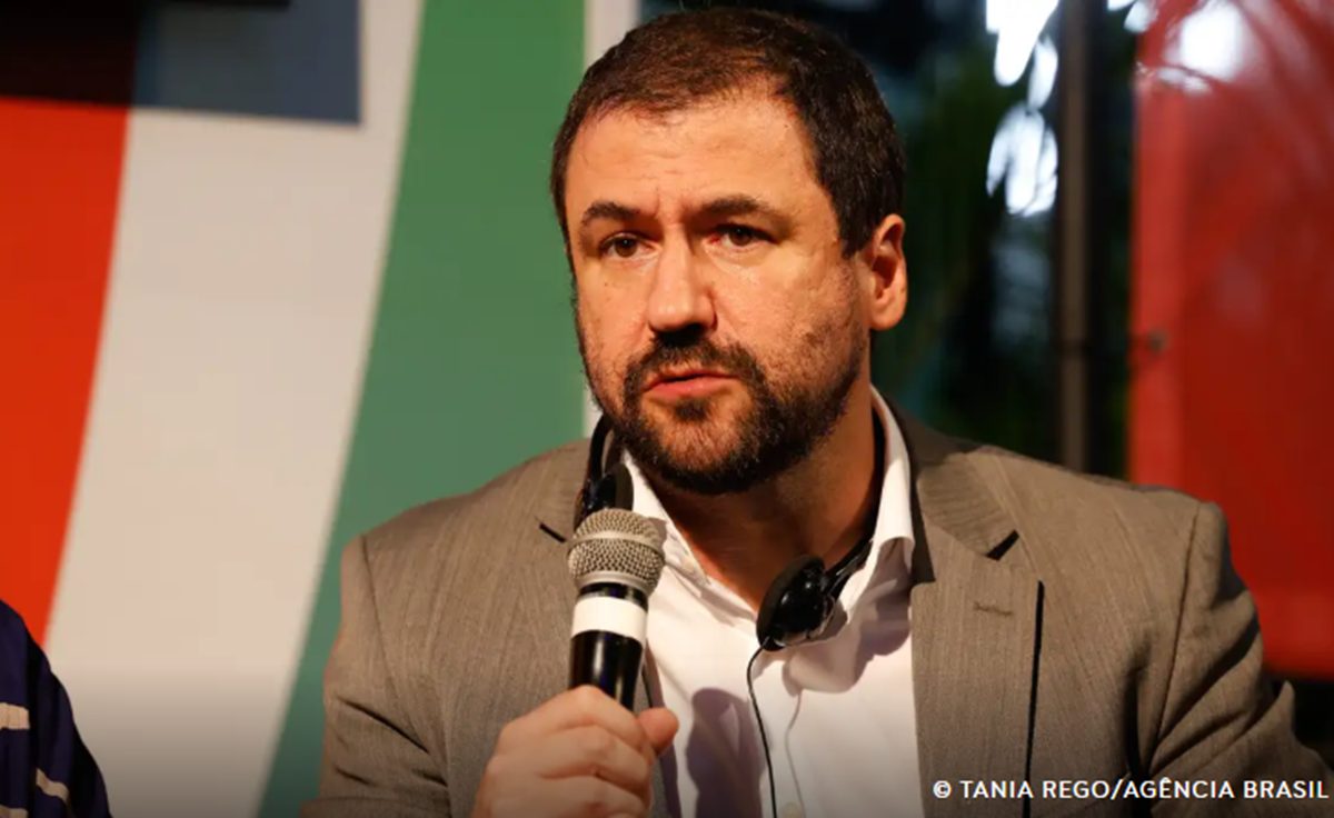 PL da Adultização amplia responsabilidade de big techs, diz secretário