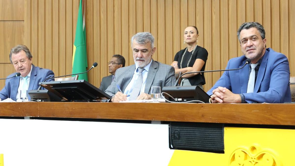 Mesa Diretora da Aleto envia projeto da LDO 2026 para a Comissão de Finanças