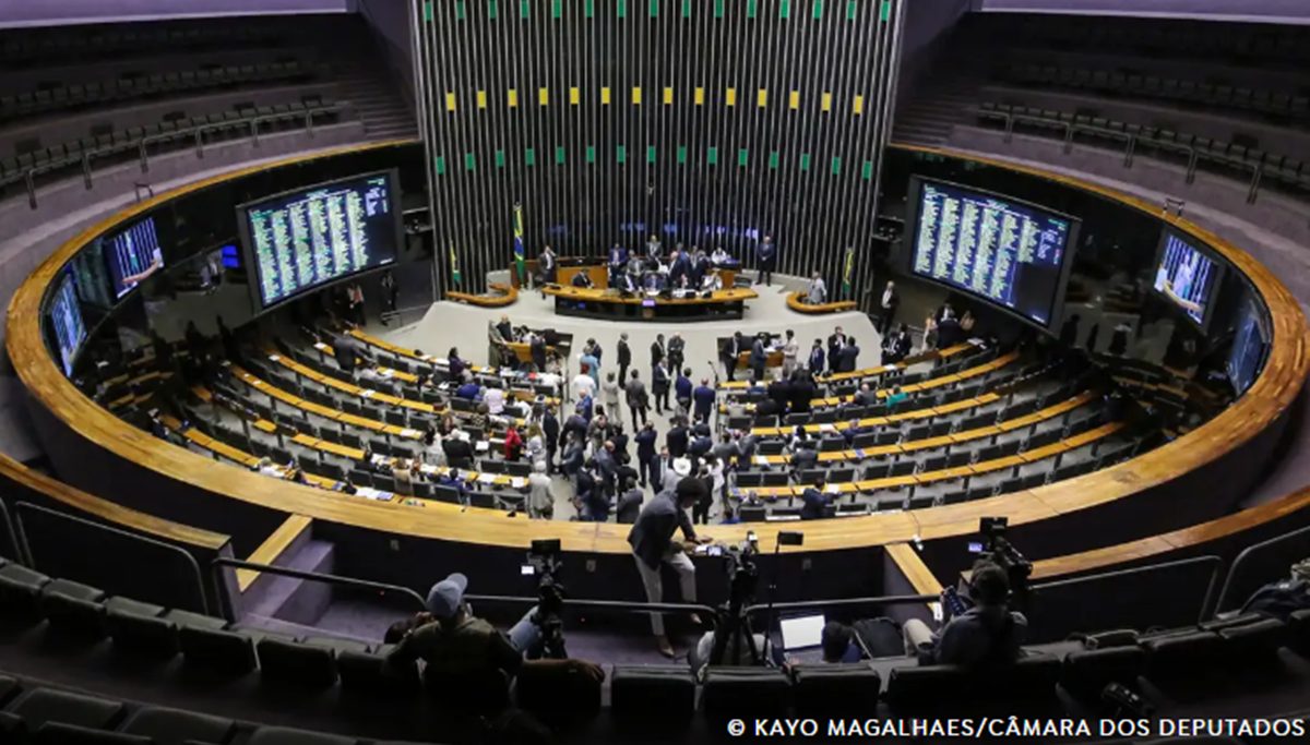 PL que isenta IR até R$ 5 mil será votado na quarta, 1º de outubro
