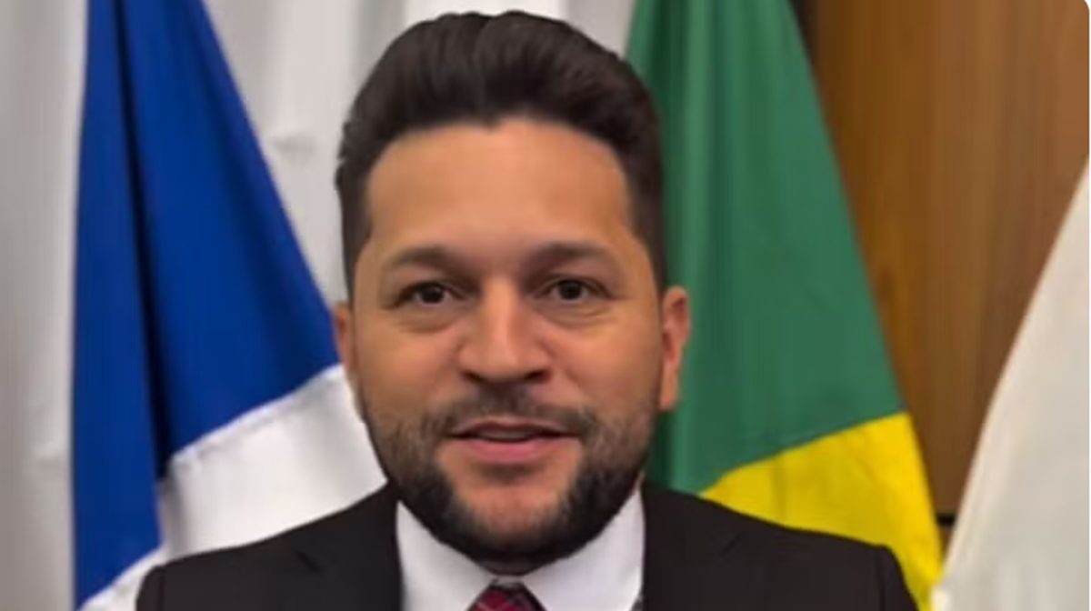 PF prende vereador Rubens Uchôa de Palmas por posse ilegal de arma durante operação que investiga desvios de recursos de campanha