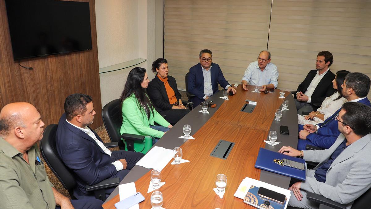 Governo e sindicatos avançam em debate sobre implantação do Teto Remuneratório Único no Tocantins