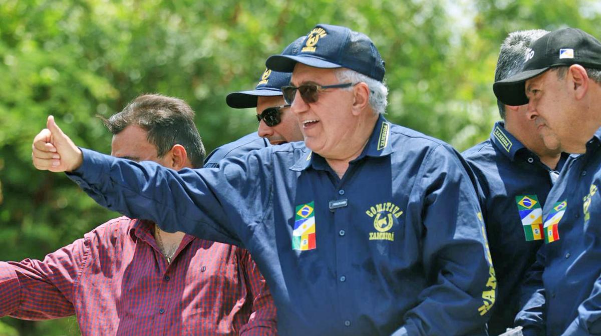 Governador Laurez Moreira participa de cavalgada que abre a 16ª Exposição Agropecuária de Xambioá