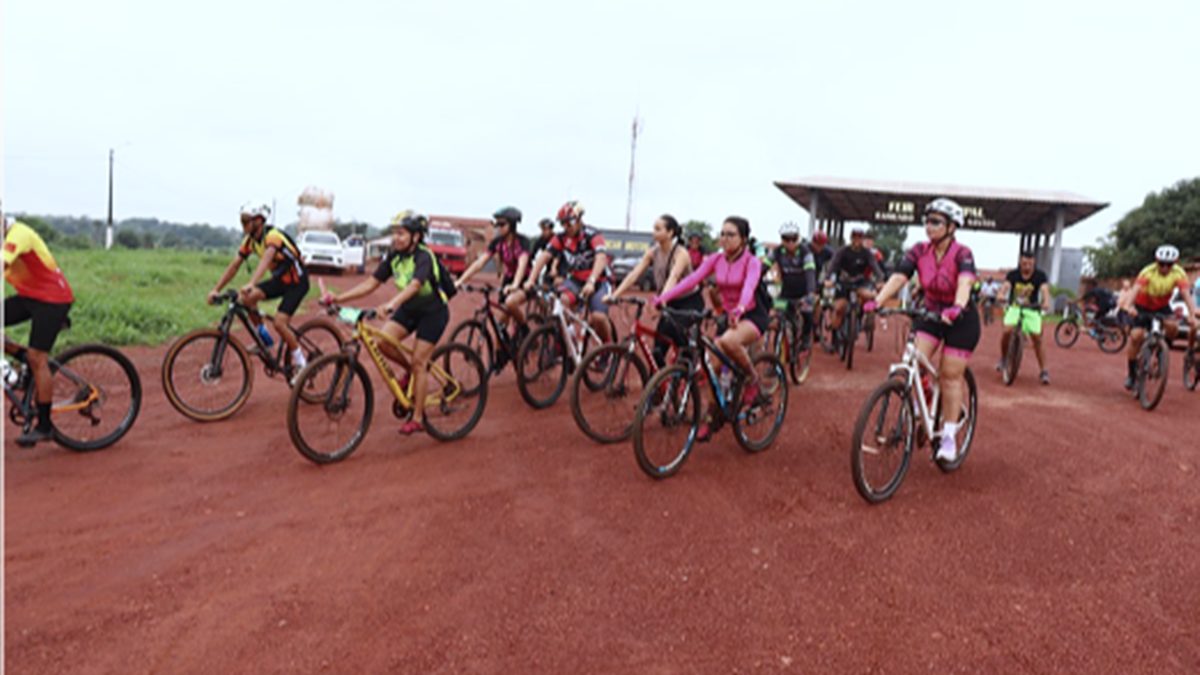 Quarta edição do Passeio Ciclístico do Bico reúne 60 participantes em Angico