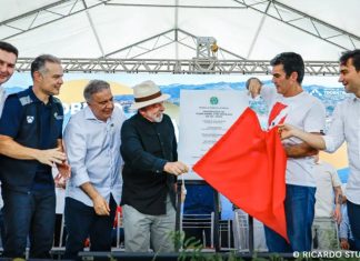 Em Xambioá, Lula critica paralisação de obras e anuncia novas ações em educação e inclusão social