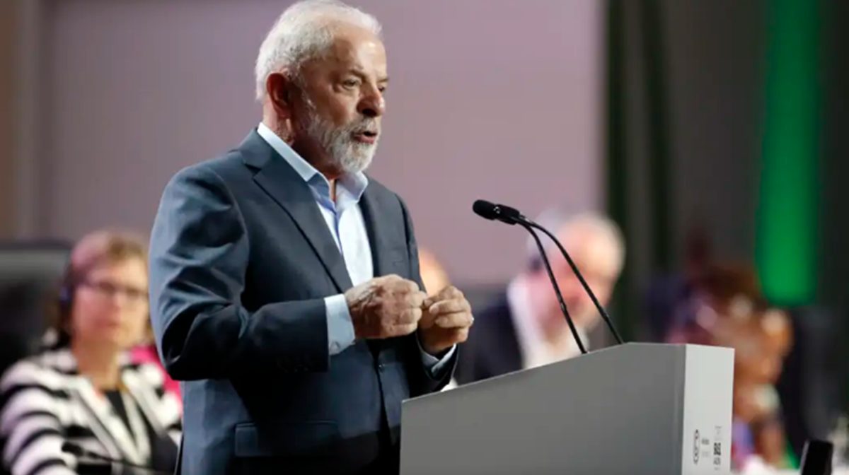 Lula defende transição justa e critica negacionistas na COP30 em Belém