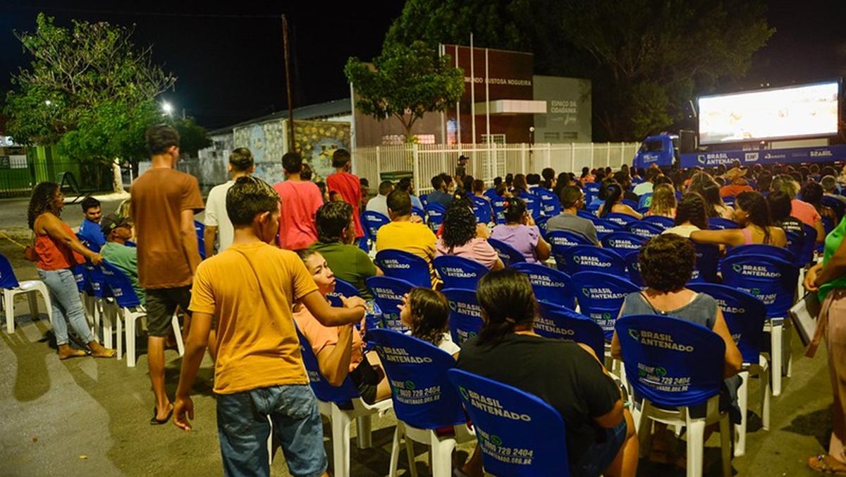 Muricilândia abre circuito do cinema itinerante do Brasil Antenado no Tocantins