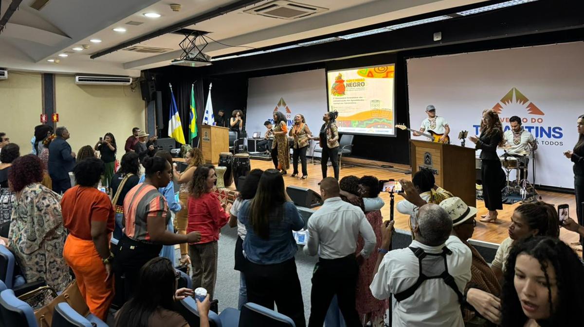 Vozes de Ébano une arte e antirracismo no Novembro Negro do Tocantins