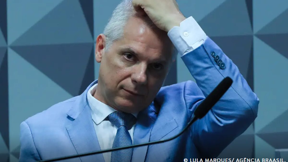 PF prende ex-presidente do INSS por fraudes em aposentadorias