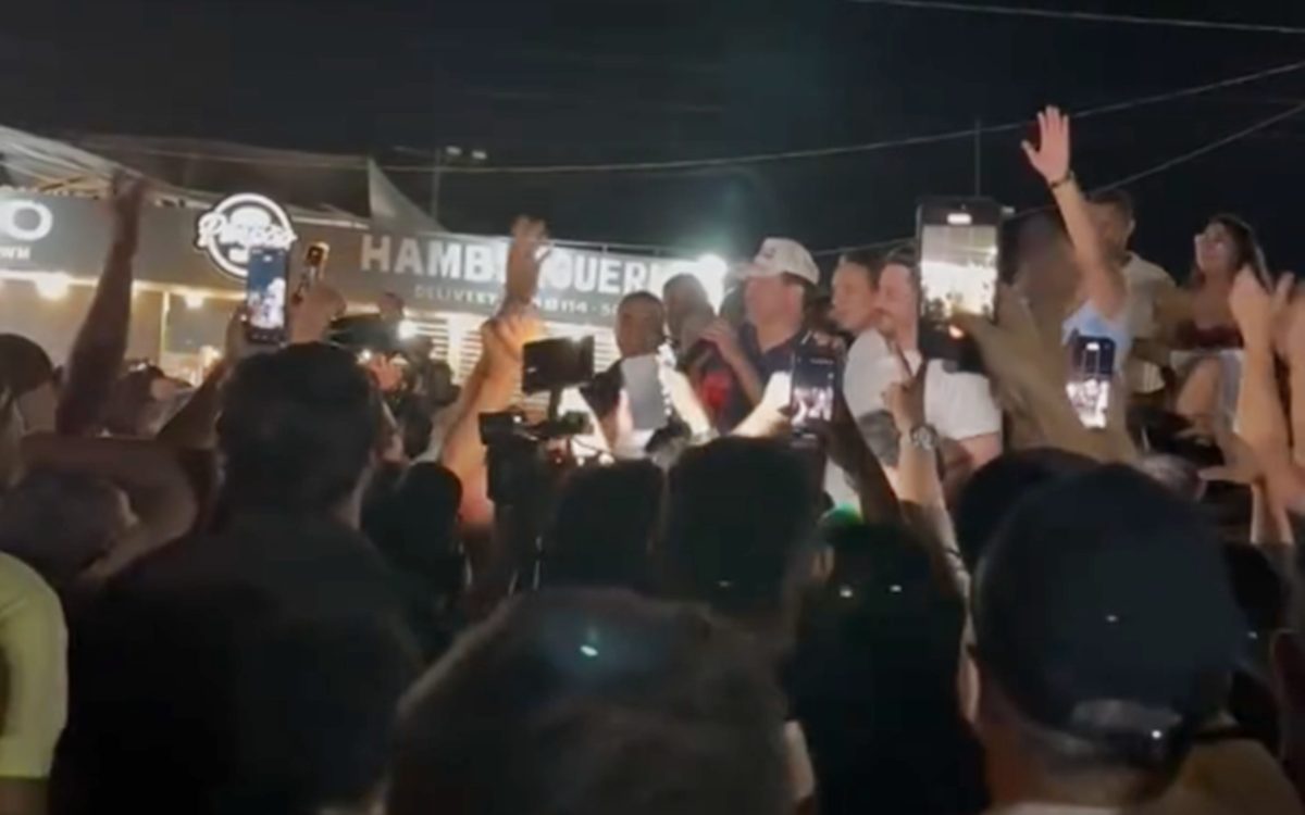 Wanderlei é recebido por multidão em Palmas e agradece aliados em discurso
