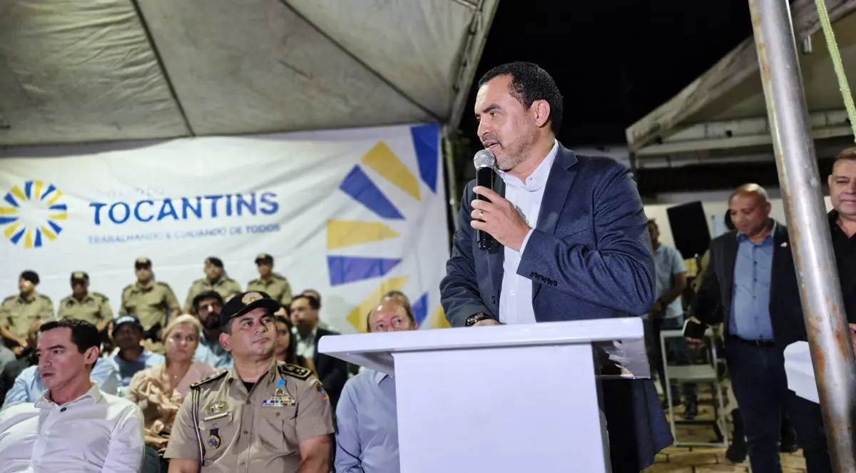 Wanderlei Barbosa reafirma valorização da Polícia Militar durante troca de comando em Araguaína