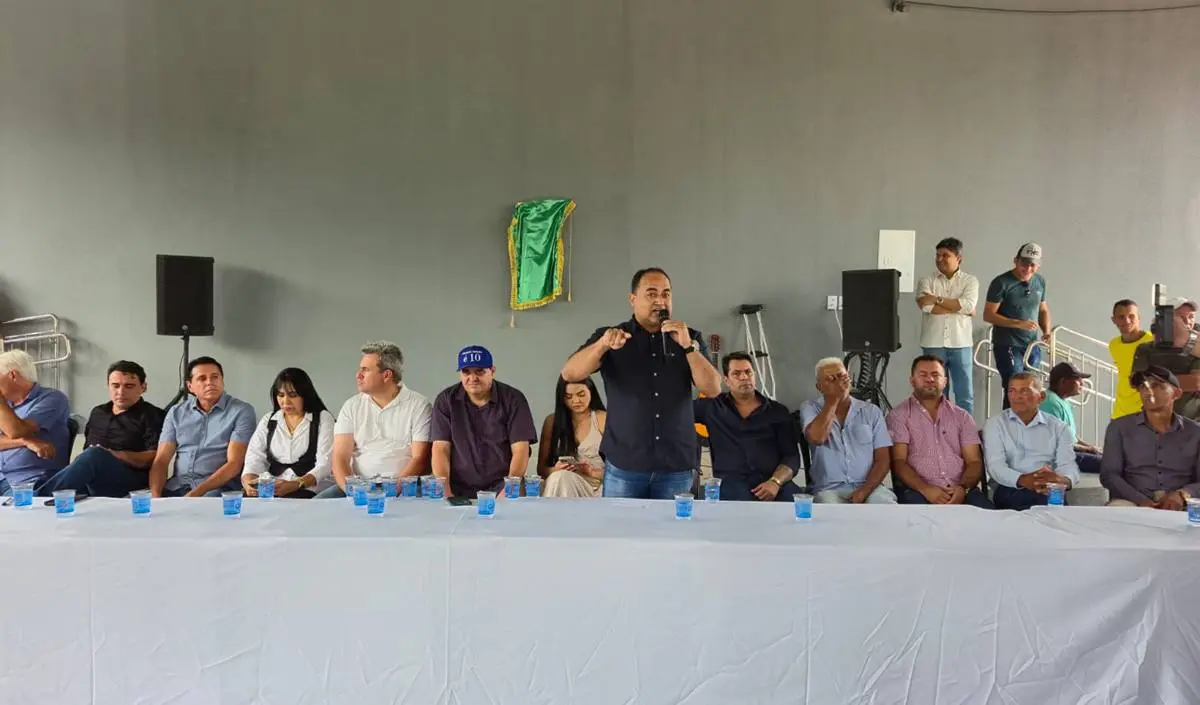 Presidente da Câmara destaca investimentos e parcerias durante celebração dos 43 anos de Wanderlândia
