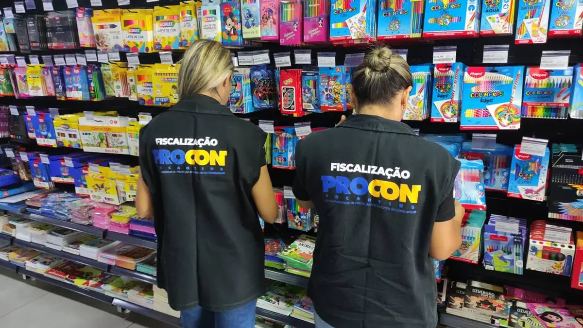 Procon Tocantins encontra variação de até 300% em materiais escolares em Araguaína