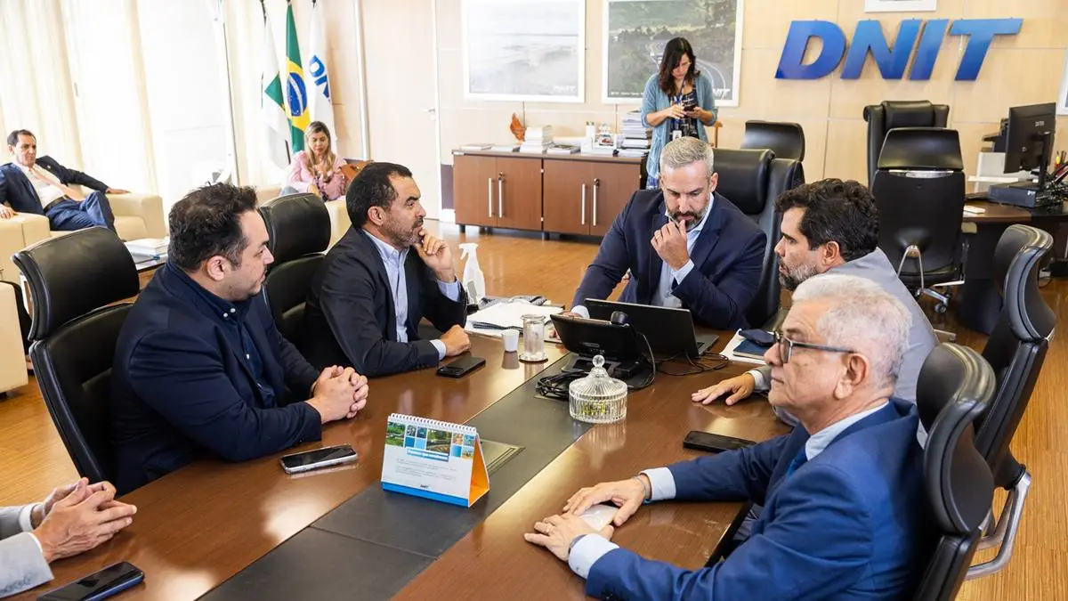 Governador Wanderlei Barbosa anuncia licitação de R$ 110 milhões para recuperar rodovias em Palmas e no Bico do Papagaio