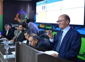 Lázaro Botelho representa o governador Wanderlei Barbosa na abertura do ano legislativo em Araguaína