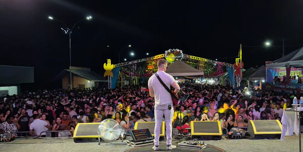 Circuito da folia fica pequeno para o público na estreia do Carnaval de Xambioá