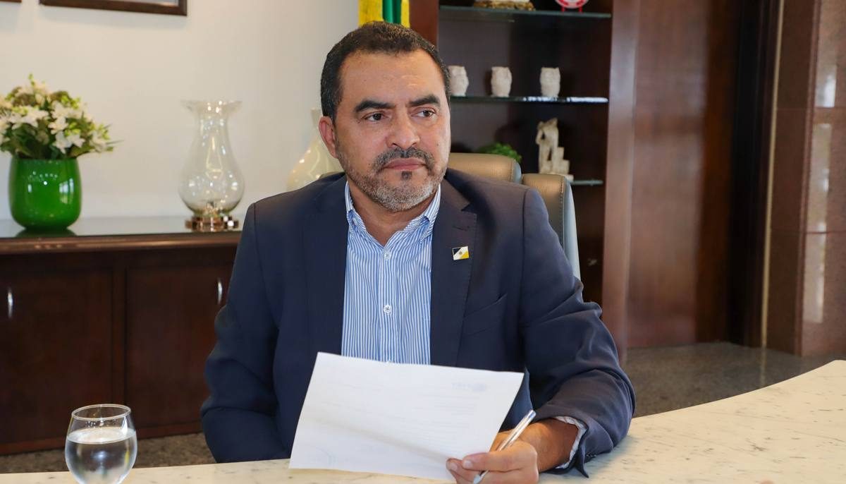 Governador Wanderlei Barbosa assina proposta de isenção do IPVA por dois anos para carros, caminhões e ônibus elétricos e híbridos