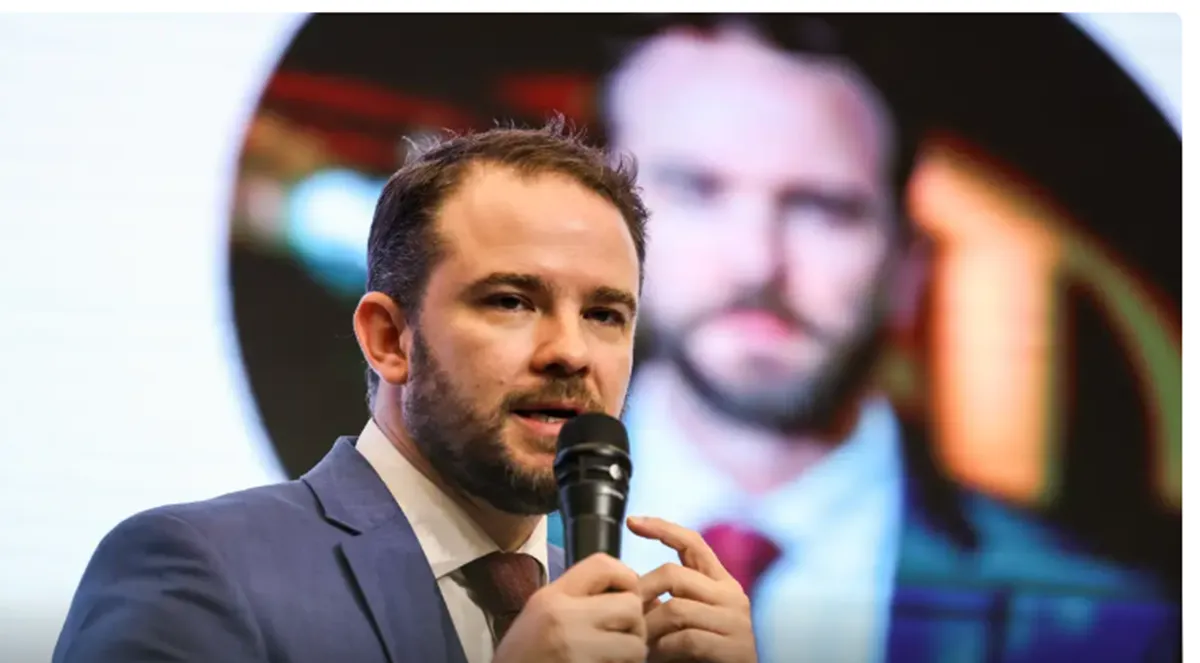 Lula confirma Dario Durigan como novo ministro da Fazenda e elogia legado de Haddad