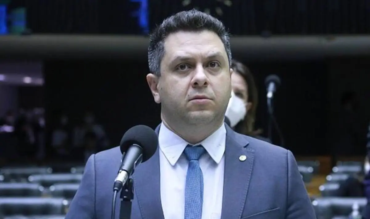 Análise política aponta que filiação ao Podemos de Tiago Dimas pode enfrentar resistência no Palácio Araguaia