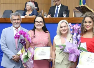 Amélio Cayres homenageia lideranças femininas em Sessão Solene do Dia da Mulher na Aleto