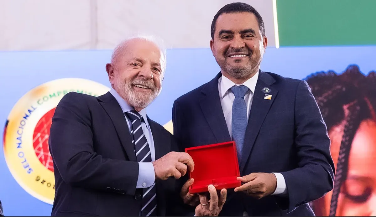 Governador Wanderlei Barbosa recebe Selo Ouro que reconhece o Tocantins como único estado do Norte em alfabetização na idade certa