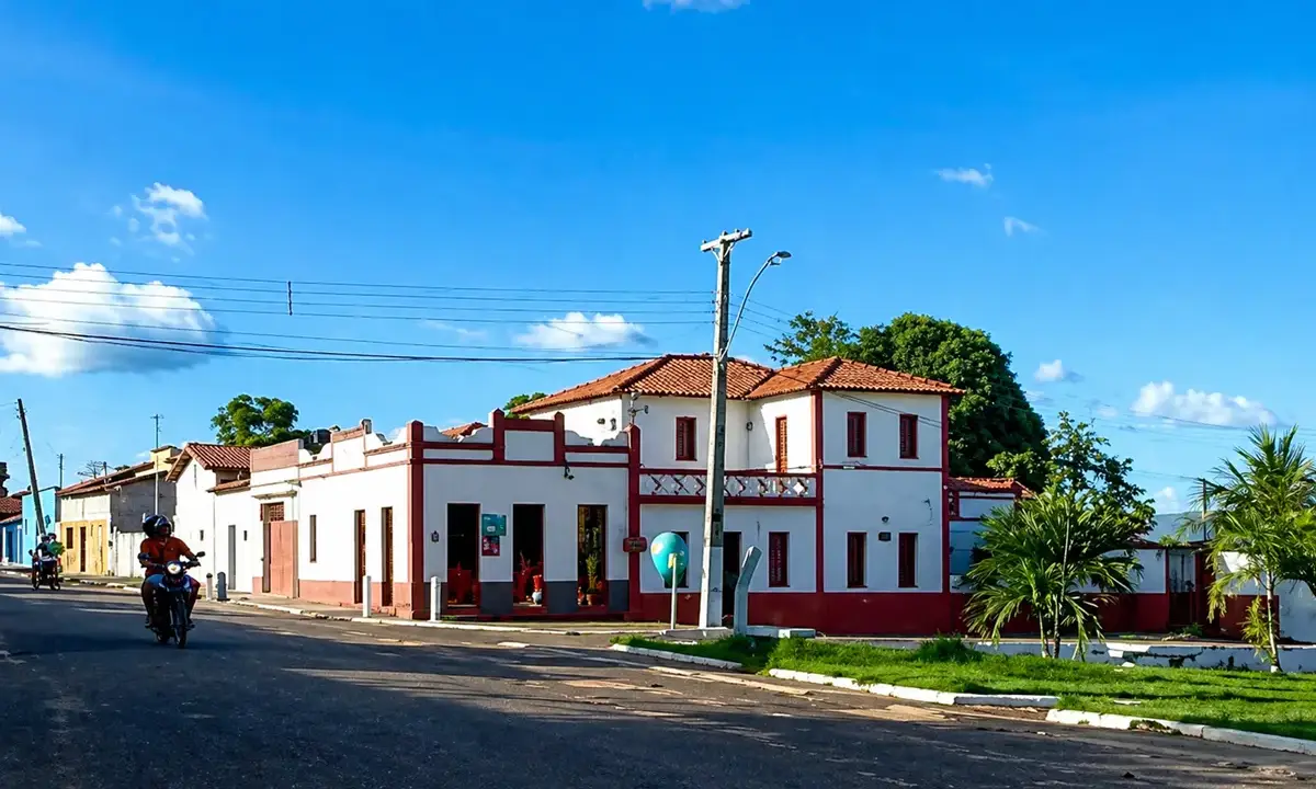 Prefeitura de Babaçulândia contrata empresa de Barueri (SP) para fornecimento de combustível