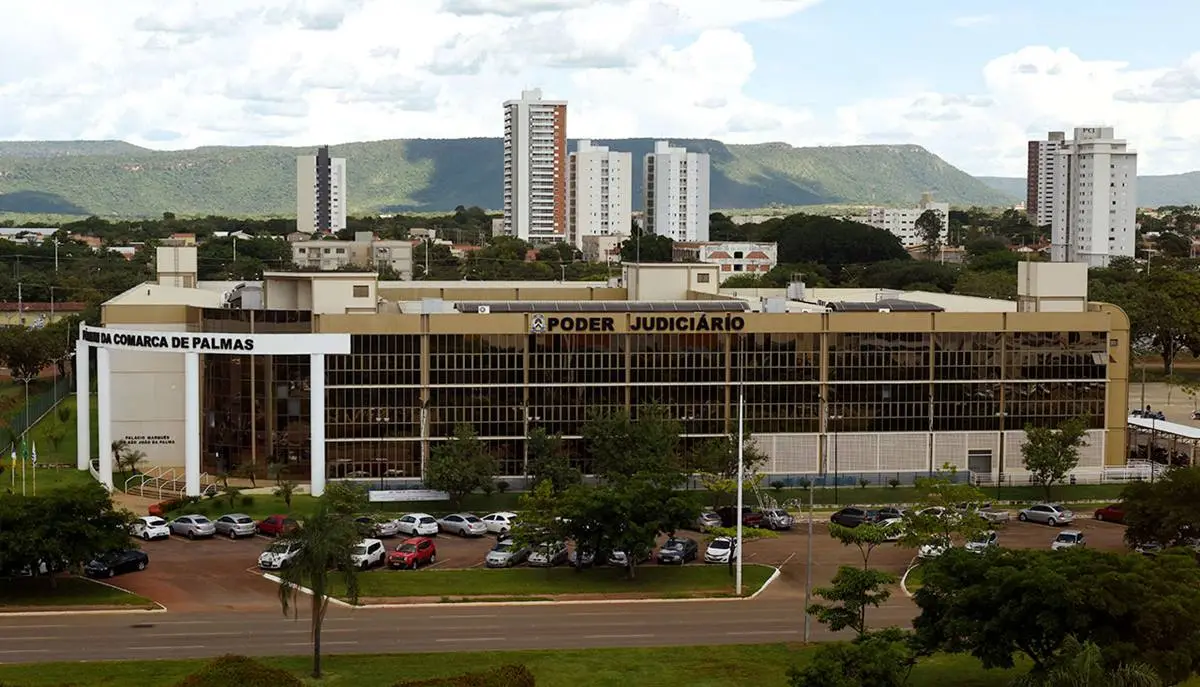 Mãe de criança autista consegue na Justiça redução de jornada sem perda de salário em Palmas