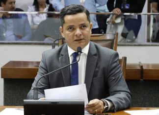 Projeto de Jorge Frederico que institui o Dia Estadual do Campista Católico é sancionado no Tocantins