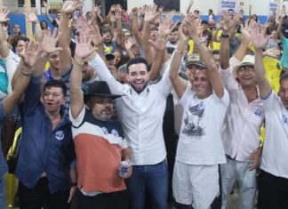 Marcos Júnior reúne multidão em Colinas e fortalece pré-candidatura a deputado estadual