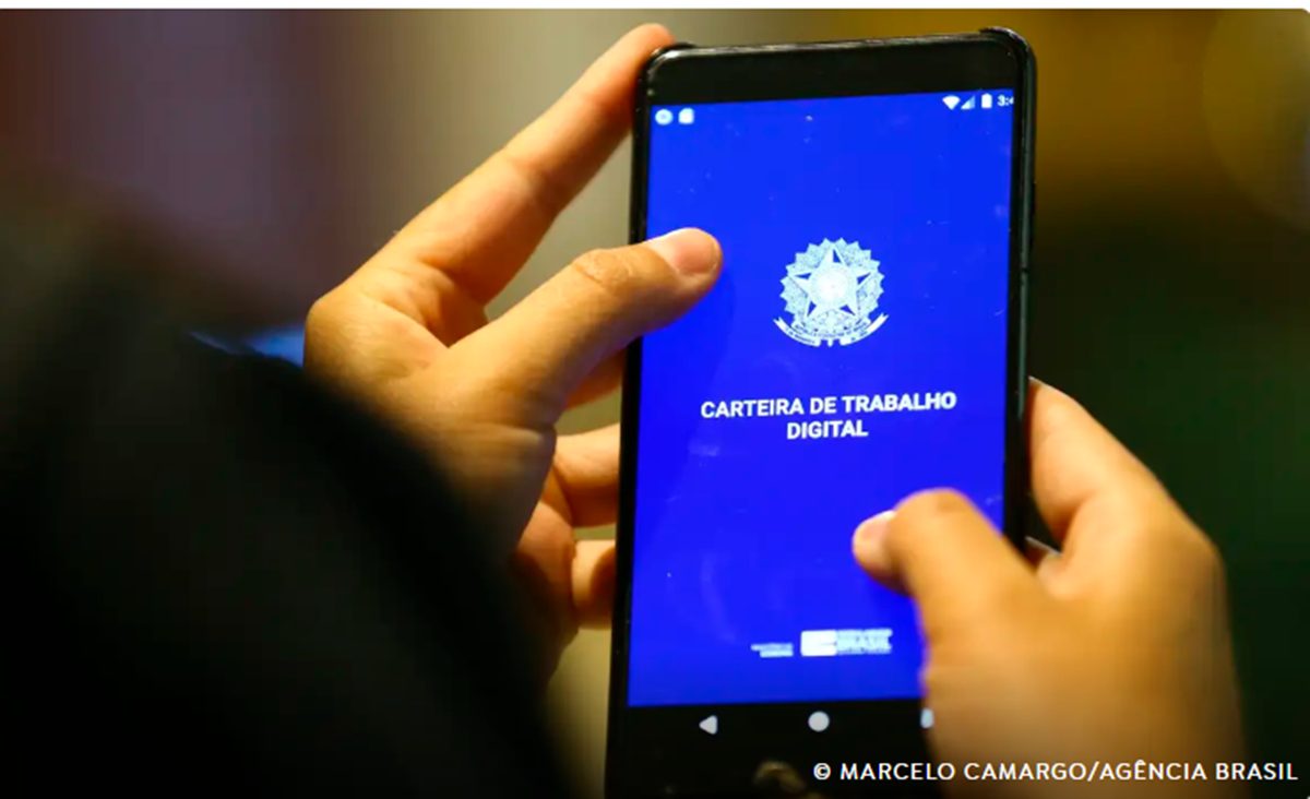 Desemprego no 2º trimestre é 5,4%, o menor já registrado no período
