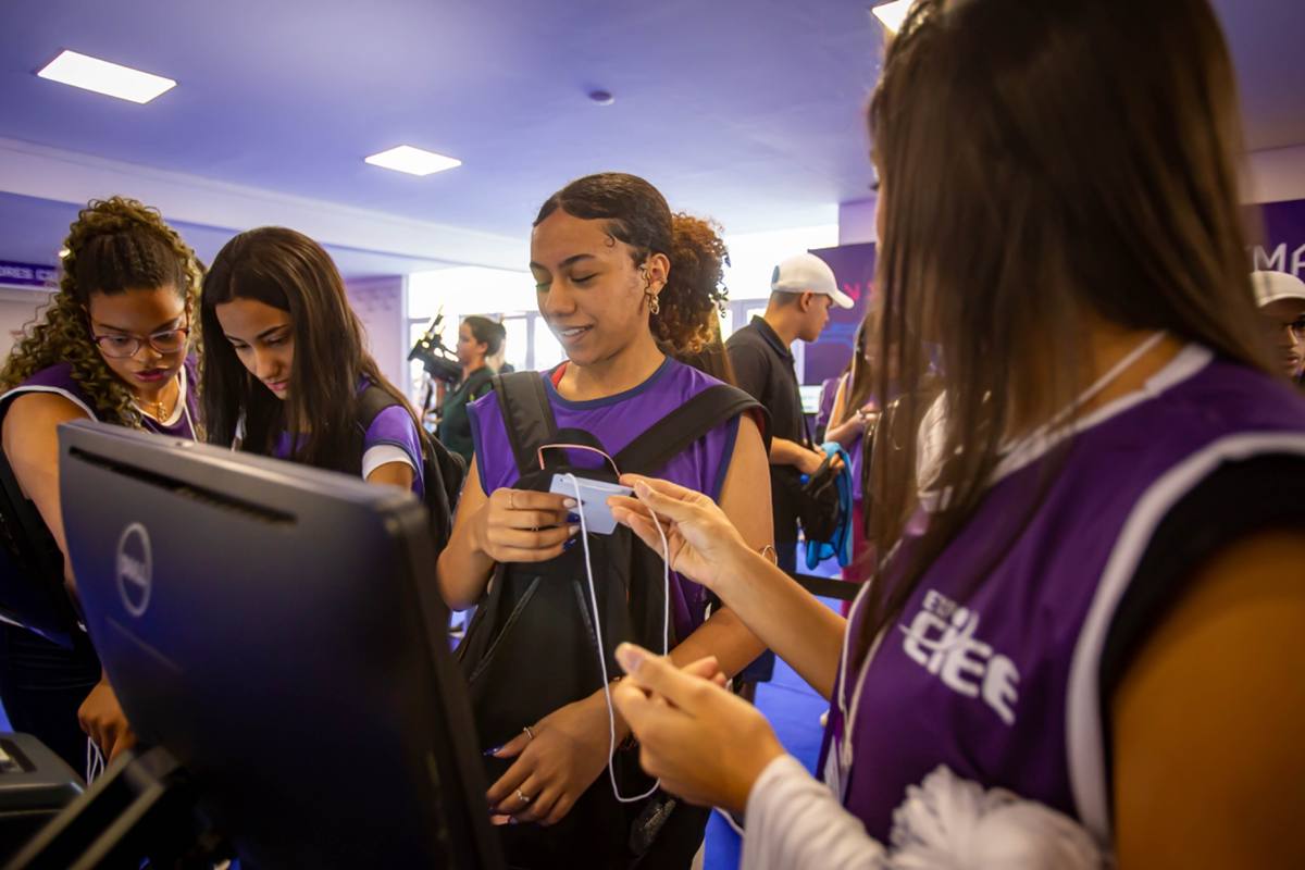 Em Tocantins, CIEE oferece 65 vagas para estágio e aprendizagem