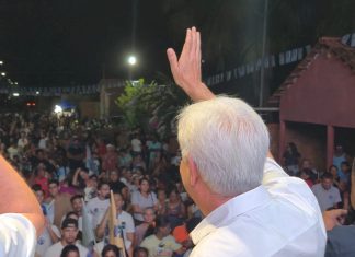 Com apoio regional consolidado, Madruga leva multidão às ruas de Wanderlândia