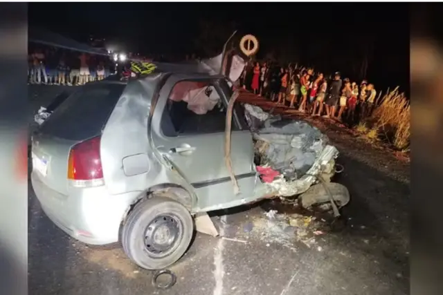 Acidente entre carro e caminhão deixa mortos em Bielândia, distrito de Filadélfia — Foto: Divulgação/BPMRED