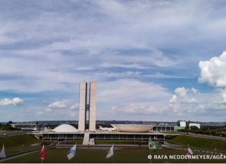 Congresso volta do recesso sem previsão de plenário nesta semana