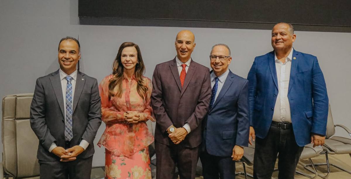 Dorinha participa de convenção da Madureira em Gurupi e destaca atuação social da igreja