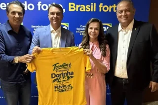 Flávio Bolsonaro: “Para o futuro do Tocantins, o melhor é Dorinha”; veja vídeo