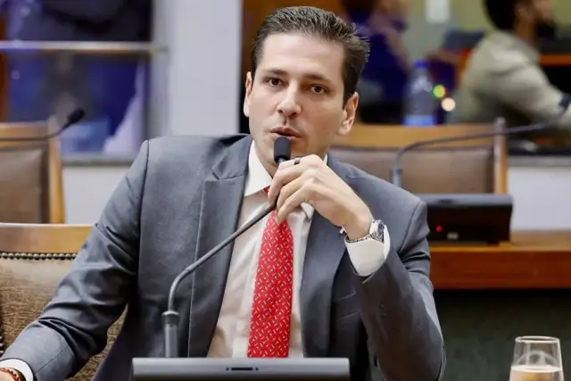 Olyntho Neto assume relatoria da LDO 2027, que prevê receita de R$ 18,4 bi no Tocantins