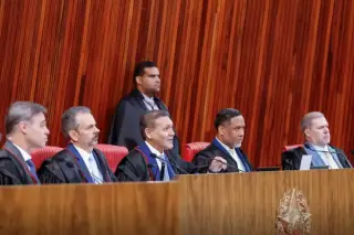 TSE aprova regras para canais de WhatsApp ligados a campanhas eleitorais