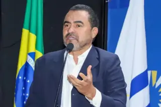 Republicanos cumpre meta e reacende especulação sobre Wanderlei em ministério de Lula